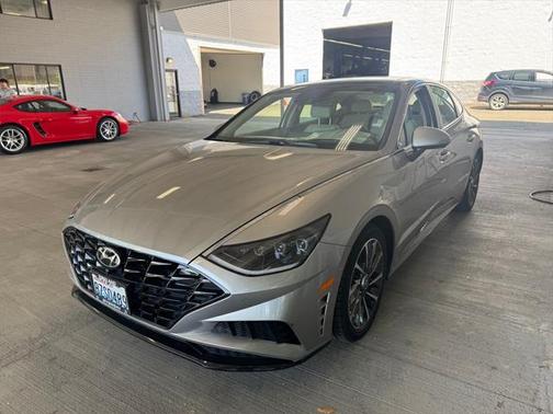 2021 Hyundai SONATA Limited