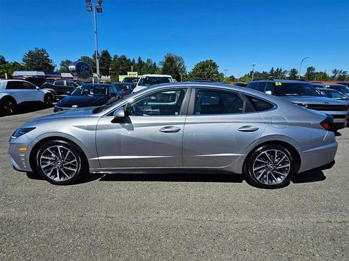2021 Hyundai SONATA Limited
