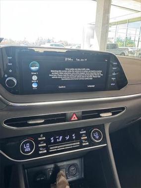 2021 Hyundai SONATA Limited