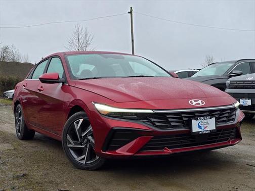 2025 Hyundai ELANTRA SEL