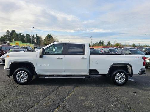 2024 Chevrolet Silverado 2500 LT