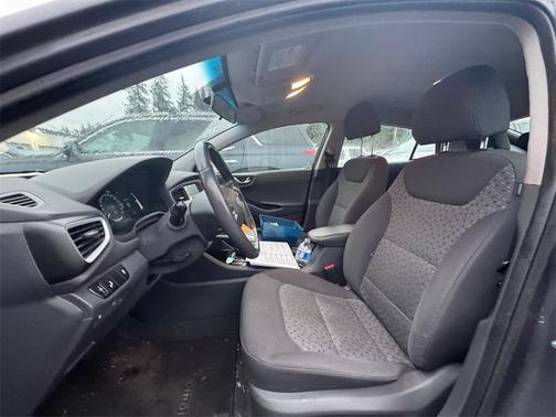 2017 Hyundai IONIQ Hybrid SEL