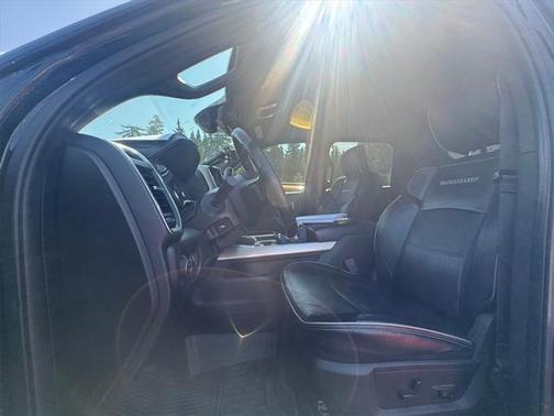 2019 RAM 2500 Laramie Crew Cab 4x4 6'4' Box