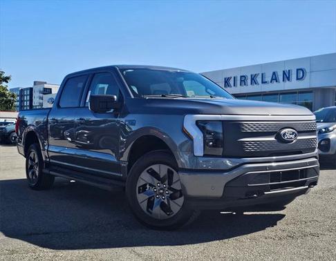 2025 Ford F-150 Lightning Flash