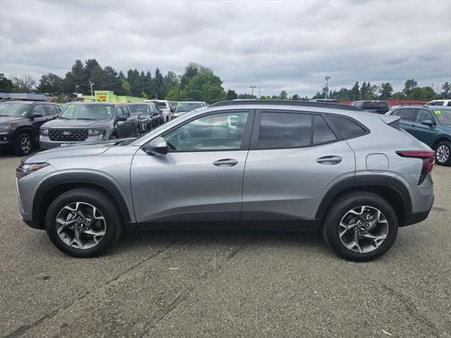 2024 Chevrolet Trax LT