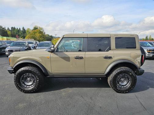 2025 Ford Bronco Badlands