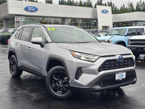 2022 Toyota RAV4 Hybrid XLE
