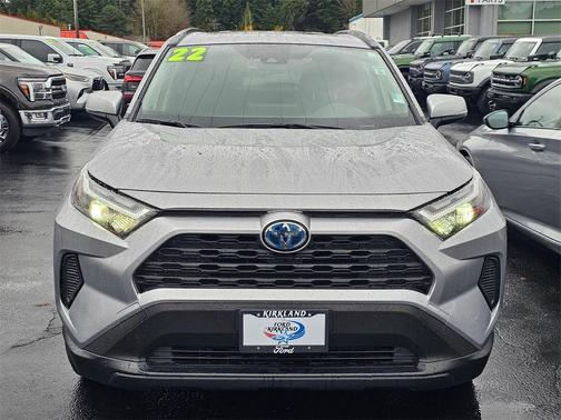 2022 Toyota RAV4 Hybrid XLE