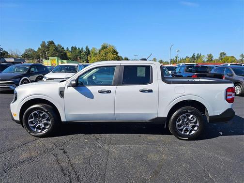 2025 Ford Maverick XLT