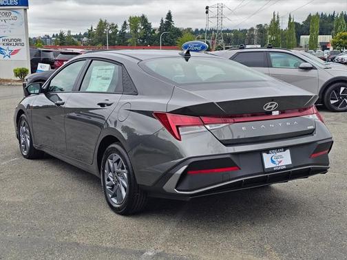 2025 Hyundai ELANTRA HEV Blue