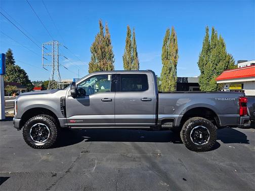 2026 Ford F-250 Lariat