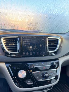 2018 Chrysler Pacifica Touring-L Plus