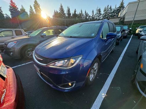 2018 Chrysler Pacifica Touring-L Plus