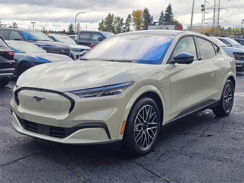 2025 Ford Mustang Mach-E Premium