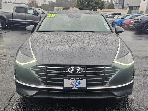 2023 Hyundai SONATA SE