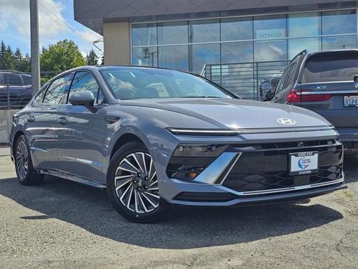 2025 Hyundai SONATA Hybrid Limited