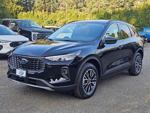 2025 Ford Escape PHEV SE