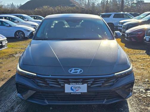 2025 Hyundai ELANTRA SEL