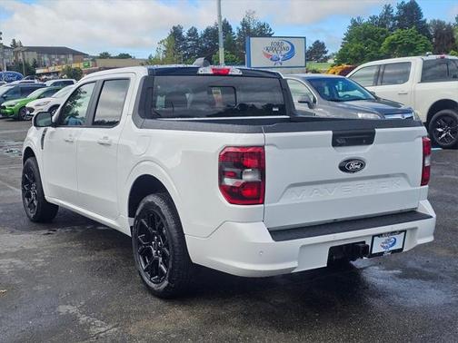 2025 Ford Maverick Lobo
