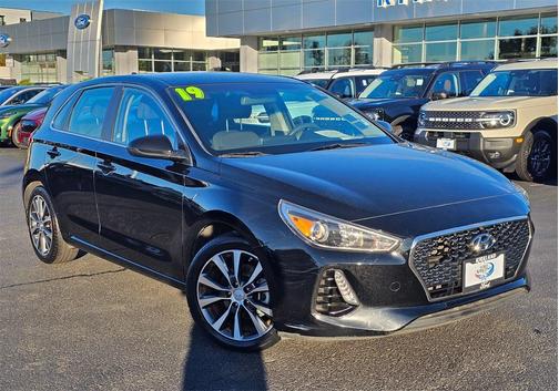 2019 Hyundai Elantra GT Base
