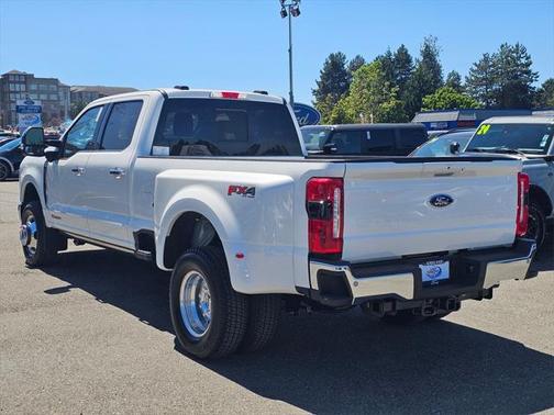 2025 Ford F-350 Lariat