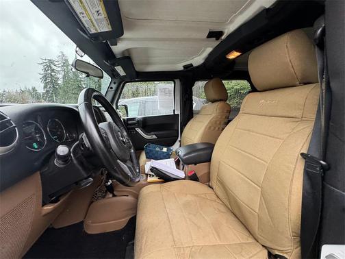 2012 Jeep Wrangler Sahara