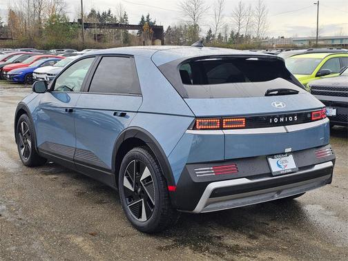 2026 Hyundai IONIQ 5 SE