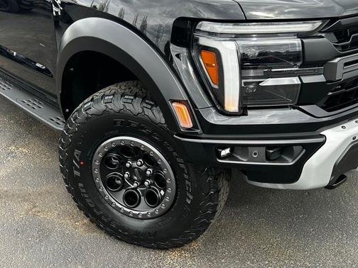 Agate Black Metallic 2026 Ford F-150 Raptor