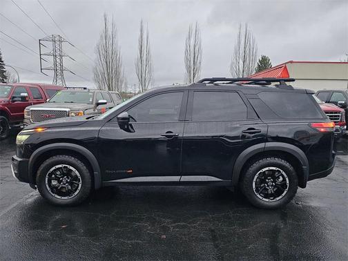2025 Nissan Pathfinder Rock Creek 4WD