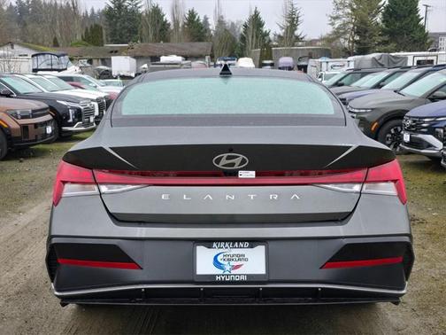 2025 Hyundai ELANTRA SEL