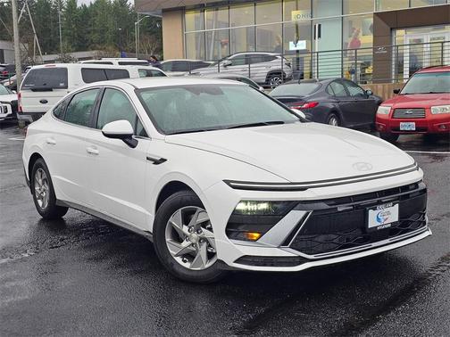 2025 Hyundai SONATA SE