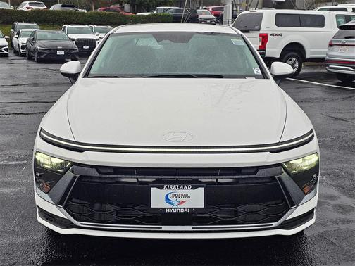 2025 Hyundai SONATA SE