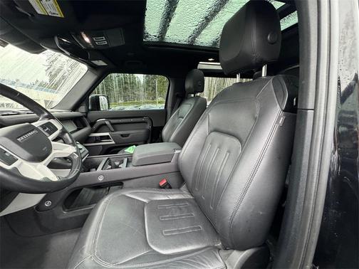 2022 Land Rover Defender 90 S