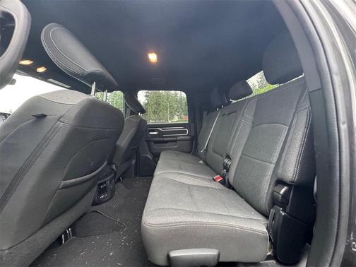 2020 RAM 3500 Big Horn Mega Cab 4x4 6'4' Box