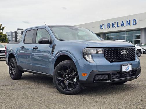 Azure Gray Metallic Tri-Coat 2025 Ford Maverick XLT