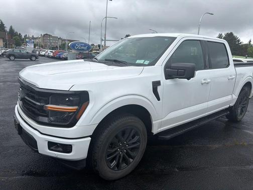 Oxford White 2024 Ford F-150 XLT