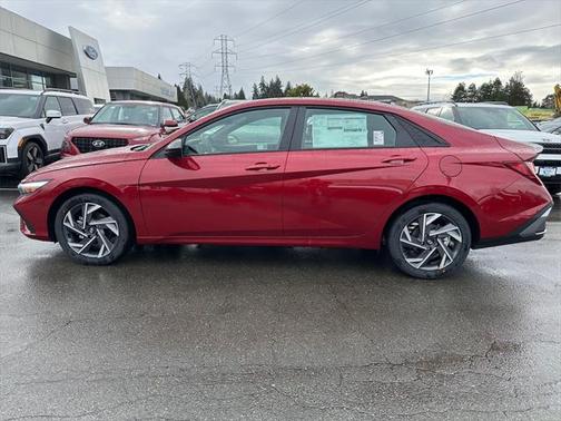2025 Hyundai ELANTRA Sport