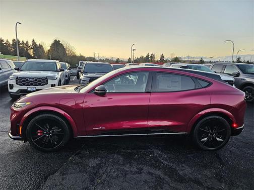 2025 Ford Mustang Mach-E GT