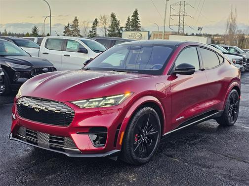 2025 Ford Mustang Mach-E GT