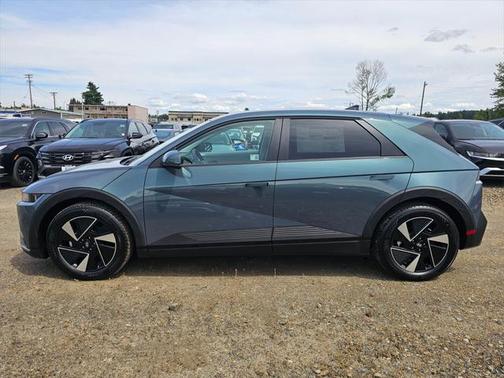 2025 Hyundai IONIQ 5 SE