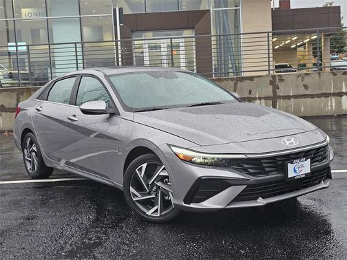 2025 Hyundai ELANTRA HEV Limited