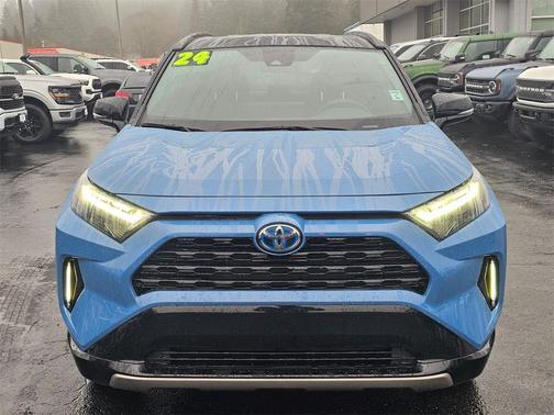 2024 Toyota RAV4 Hybrid SE