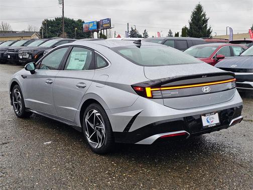 2026 Hyundai SONATA SEL