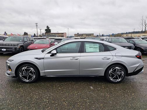 2026 Hyundai SONATA SEL