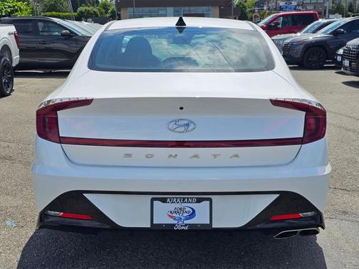 2022 Hyundai SONATA SEL