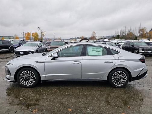2026 Hyundai SONATA Hybrid SE