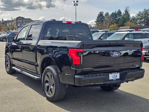 2025 Ford F-150 Lightning Flash