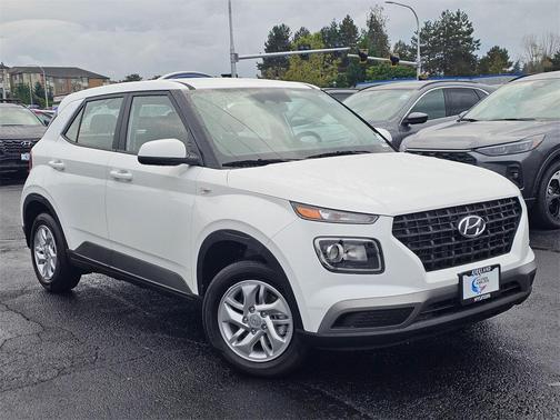 2025 Hyundai VENUE SE