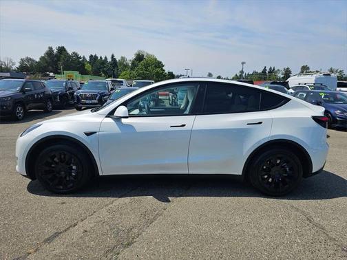 2023 Tesla Model Y Long Range Dual Motor All-Wheel Drive