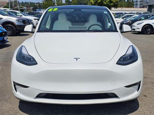 2023 Tesla Model Y Long Range Dual Motor All-Wheel Drive